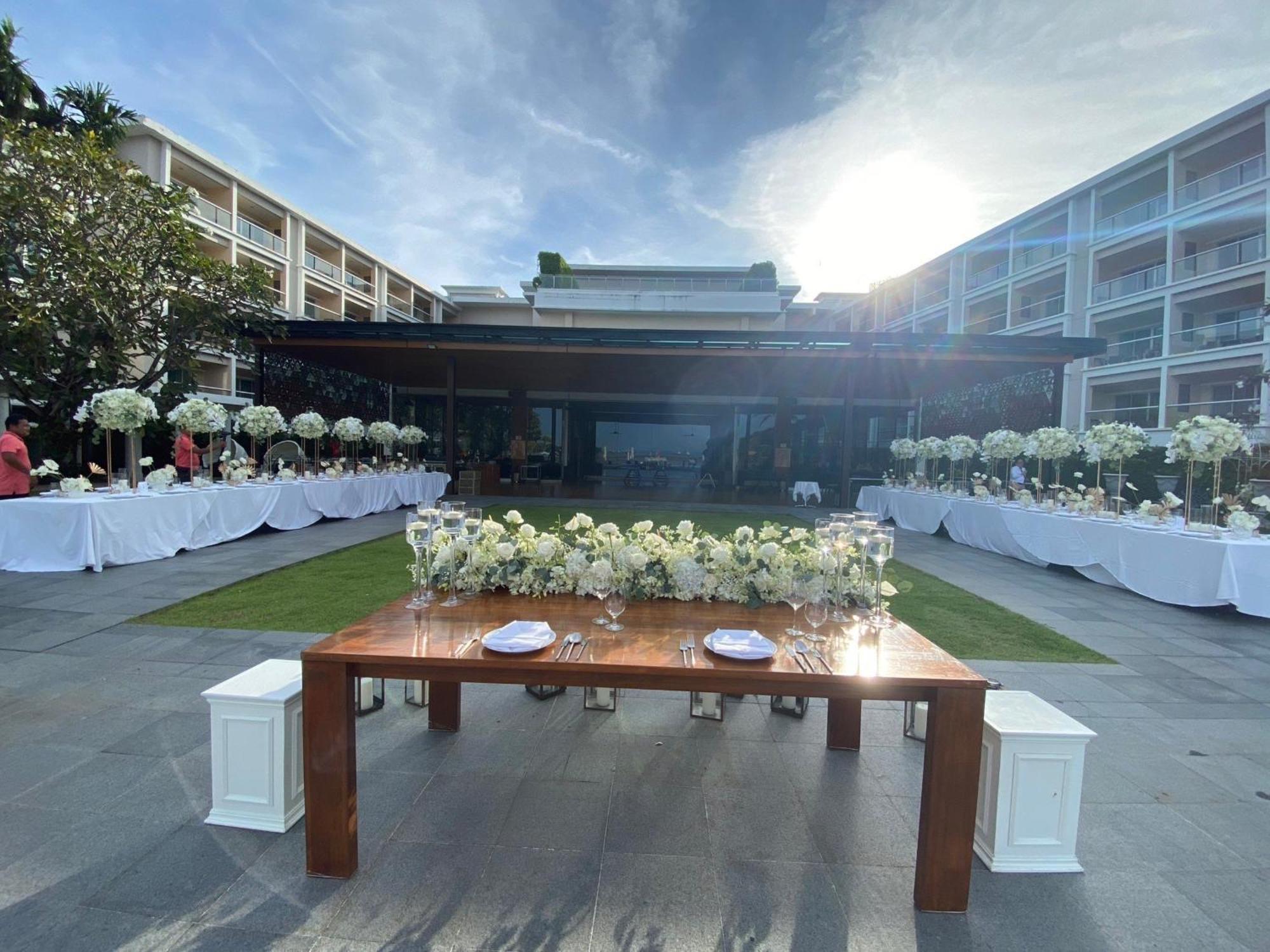 Phuket Panwa Beachfront Resort Exterior foto